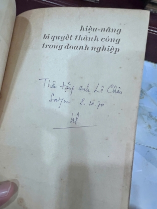 HIỆU NĂNG BÍ QUYẾT THÀNH CÔNG TRONG DOANH NGHIỆP (GIẤY TRẮNG CÓ THỦ BÚT TÁC GIẢ) - NGUYỄN HIẾN LÊ