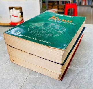 VÂN ĐÀI LOẠI NGỮ - LÊ QUÝ ĐÔN