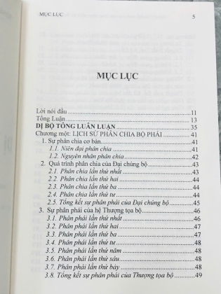 DỊCH CHÚ VÀ ĐỐI CHIẾU CÁC BẢN KHÁC NHAU VỀ DỊ BỘ TÔNG LUÂN LUẬN - THÍCH HẠNH BÌNH