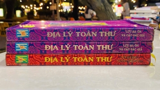 ĐỊA LÝ TOÀN THƯ - Tập I, II, II