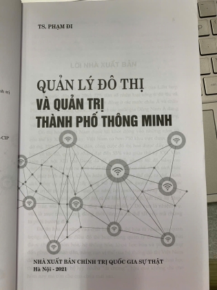 QUẢN LÝ ĐÔ THỊ VÀ QUẢN TRỊ THÀNH PHỐ THÔNG MINH - TS. PHẠM ĐI