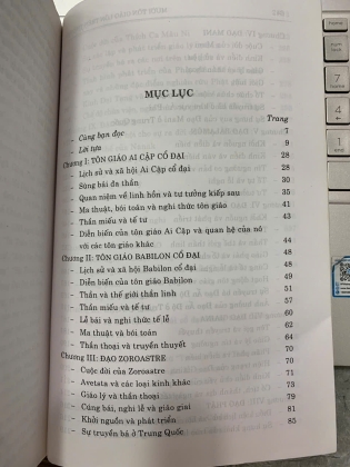 10 TÔN GIÁO LỚN TRÊN THẾ GIỚI - HOÀNG TÂM XUYÊN (CHỦ BIÊN)