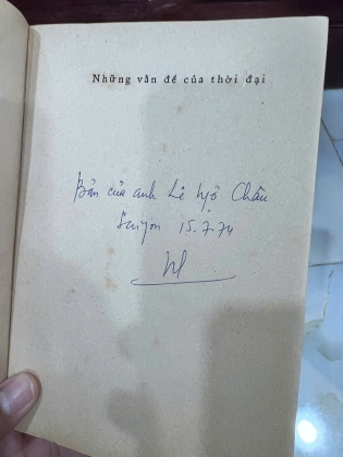 NHỮNG VẤN ĐỀ CỦA THỜI ĐẠI ( CÓ THỦ BÚT TÁC GIẢ) - NGUYỄN HIẾN LÊ