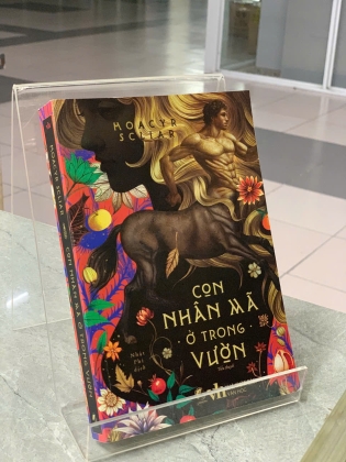 CON NHÂN MÃ Ở TRONG VƯỜN - MOACYR SCLIAR