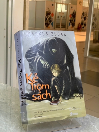 KẺ TRỘM SÁCH - MARKUS ZUSAK