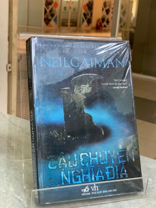 CÂU CHUYỆN NGHĨA ĐỊA - NEIL GAIMAN