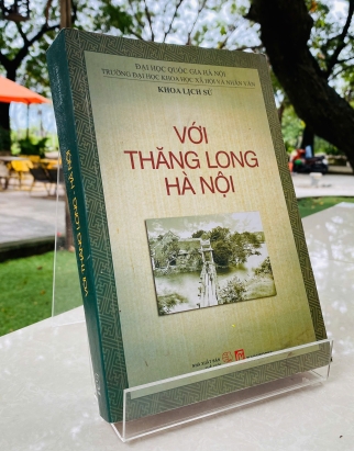 VỚI THĂNG LONG - HÀ NỘI