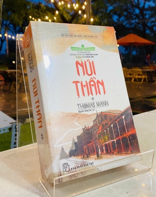 NÚI THẦN - THOMAS MANN