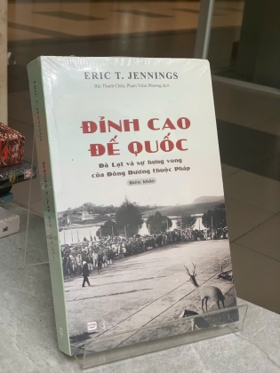ĐỈNH CAO ĐẾ QUỐC - ERIC T. JENNINGS 