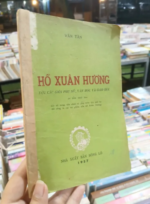 HỒ XUÂN HƯƠNG VỚI GIỚI PHỤ NỮ, VĂN HỌC VÀ GIÁO DỤC - VĂN TÂN