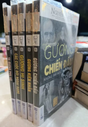 NHỮNG BÀI HỌC THÀNH CÔNG - NGUYỄN HIẾN LÊ