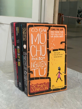 TRỌN BỘ BA QUYỂN JONAS JONASSON