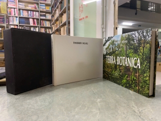 TERRA BOTANICA (VÙNG ĐẤT THỰC VẬT) - THIERRY HUAU
