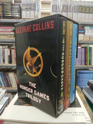 THE HUNGER GAMES TRILOGY (ĐẤU TRƯỜNG SINH TỬ) - SUZANNE COLLINS