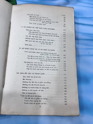 CUỘC NGHIÊN CỨU MỘT CỘNG ĐỒNG THÔN XÃ VIỆT NAM