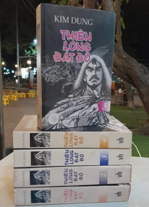 THIÊN LONG BÁT BỘ - KIM DUNG (Người dịch: Đông Hải)