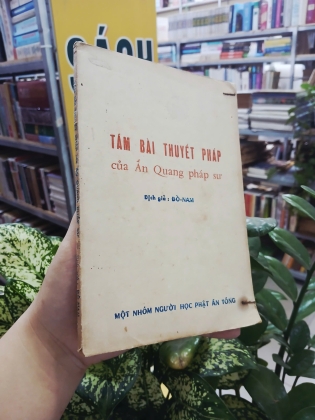 TÁM BÀI THUYẾT PHÁP CỦA ẤN QUANG PHÁP SƯ - Đồ Nam dịch