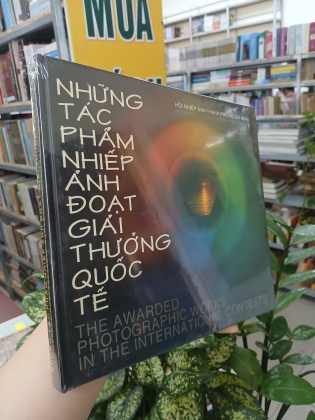 NHỮNG TÁC PHẨM NHIẾP ẢNH ĐOẠT GIẢI THƯỞNG QUỐC TẾ