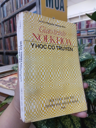 GIÁO TRÌNH NỘI KHOA Y HỌC CỔ TRUYỀN - NGUYỄN TRUNG HÒA 
