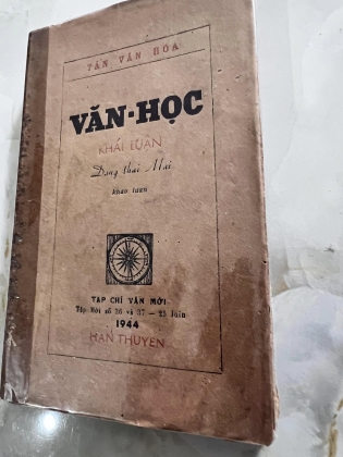 VĂN HỌC KHÁI LUẬN - ĐẶNG THAI MAI (1944)
