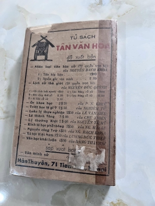 VĂN HỌC KHÁI LUẬN - ĐẶNG THAI MAI (1944)