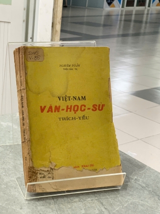 VIỆT NAM VĂN HỌC SỬ TRÍCH YẾU - NGHIÊM TOẢN