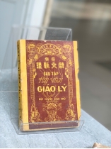 SƯU TẬP THI VĂN GIÁO LÝ CỦA ĐỨC HUỲNH GIÁO CHỦ - MỘT NHÓM TÍN ĐỒ HÒA HẢO