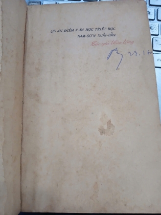 QUAN ĐIỂM VĂN HỌC VÀ TRIẾT HỌC - TRẦN BÍCH LAN