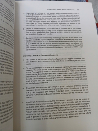 INDONESIA - MALAYSIA - SINGAPORE GROWTH TRIANGLE: BORDERLESS REGION FOR SUSTAINABLE PROGRESS