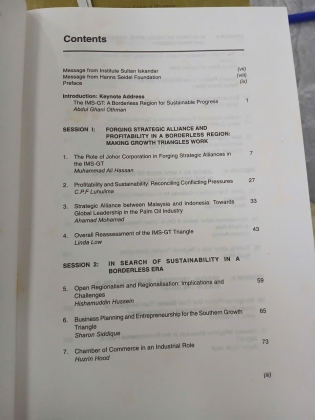 INDONESIA - MALAYSIA - SINGAPORE GROWTH TRIANGLE: BORDERLESS REGION FOR SUSTAINABLE PROGRESS