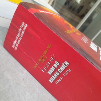 NHỮNG VẤN ĐỀ CHÍNH YẾU TRONG LỊCH SỬ NAM BỘ KHÁNG CHIẾN 1945 - 1975 (BÌA CỨNG)