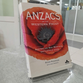 ANZACS ON THE WESTERN FRONT - PETER PEDERSEN