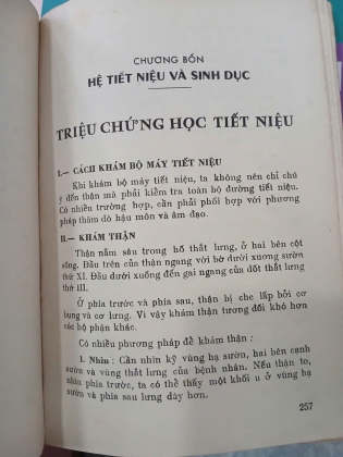 BỆNH CHỨNG VÀ TRỊ LIỆU - BÙI CHÍ HIẾU, TRẦN KHIẾT