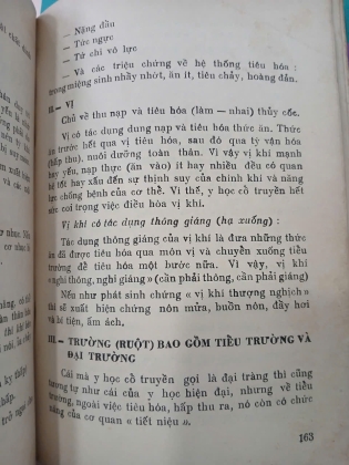 BỆNH CHỨNG VÀ TRỊ LIỆU - BÙI CHÍ HIẾU, TRẦN KHIẾT