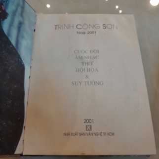 TRỊNH CÔNG SƠN ( 1939-2001): CUỘC ĐỜI, ÂM NHẠC, THƠ, HỘI HỌA VÀ SUY TƯỞNG