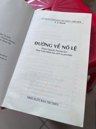 ĐƯỜNG VỀ NÔ LỆ - F. A. HAYEK (Phạm Nguyên Trường dịch)