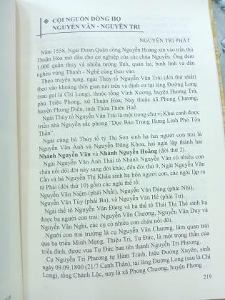 TAM CÔNG TRUNG HIẾU HỆ TỘC NGUYỄN TRI (BÌA CỨNG) - NGUYỄN TRI PHÁT