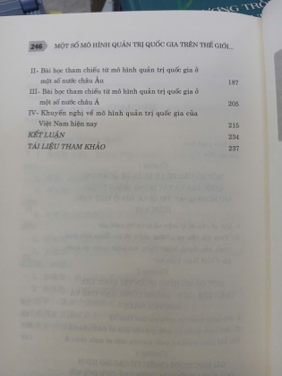 MỘT SỐ MÔ HÌNH QUẢN TRỊ QUỐC GIA TRÊN THẾ GIỚI (BÌA CỨNG) - LÊ VĂN LỢI