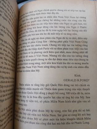 TỪ TÒA BẠCH ỐC ĐẾN DINH ĐỘC LẬP - TS NGUYỄN TIẾN HƯNG & JERROLD L. SCHECTER