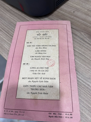 VIẾT VÀ TÌM NGHĨA VĂN HỌC - XUÂN HUY 