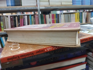 MƯỜI SÁU ĐỜI VUA TRIỀU MINH (BÌA CỨNG) - VƯƠNG THIÊN HỮU