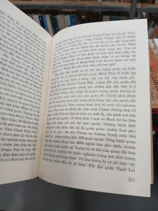 MƯỜI SÁU ĐỜI VUA TRIỀU MINH (BÌA CỨNG) - VƯƠNG THIÊN HỮU