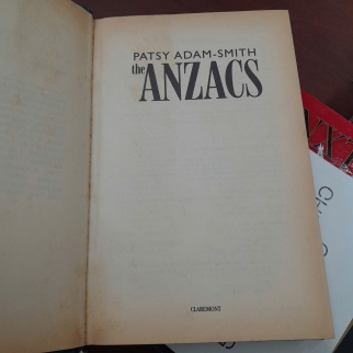 THE ANZACS - PASTSY ADAM-SMITH (BÌA CỨNG)