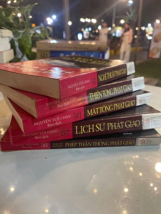 TỦ SÁCH BÁCH KHOA PHẬT GIÁO (5 CUỐN) - NGUYỄN TUỆ CHÂN BIÊN DỊCH