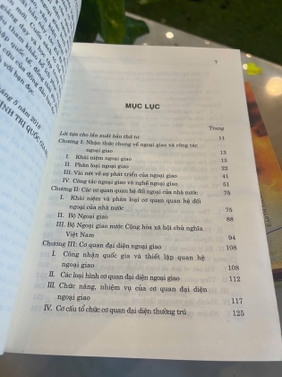 NGOẠI GIAO VÀ CÔNG TÁC NGOẠI GIAO - VŨ DƯƠNG HUÂN