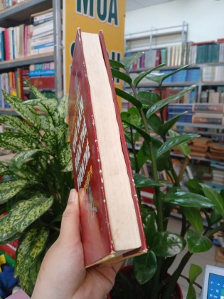 TỰ ĐIỂN ĐỐI CHIẾU CHỮ HÁN GIẢN THỂ PHỒN THỂ (BÌA CỨNG)