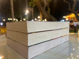 CÔ GÁI CÓ HÌNH XĂM RỒNG, CÔ GÁI CHỌC TỔ ONG BẦU, CÔ GÁI ĐÙA VỚI LỬA - STIEG LARSSON