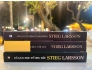 CÔ GÁI CÓ HÌNH XĂM RỒNG, CÔ GÁI CHỌC TỔ ONG BẦU, CÔ GÁI ĐÙA VỚI LỬA - STIEG LARSSON