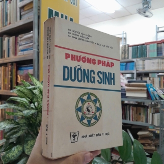 PHƯƠNG PHÁP DƯỠNG SINH - NGUYỄN VĂN HƯỞNG, HUỲNH UYỂN LIÊN 