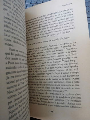 CENT FLEURS ECLOSES DANS LA NUIT DU VIETNAM (TRĂM HOA NỞ TRONG ĐÊM VIỆT NAM) - GEORGES BOUDAREL